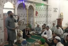 मस्जिदों में जारी है तरावीह की नमाज मे कुरान पाक मुकम्मल होने का सिलसिला