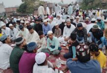 मौलाना बिहारी वाले मदरसे में उमड़ा जनसैलाब, भव्य रोजा इफ्तार का आयोजन