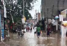मानसून की पहली बारिश में जलमग्न हुआ सफीपुर, सड़कों पर जाम जैसी स्थिति